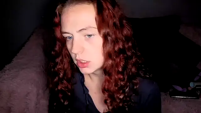 ENGLISHEMILY 69 online show from 10/19/25, 07:49