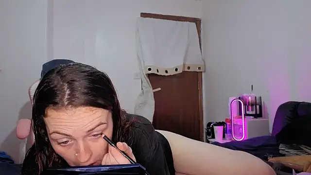 ENGLISHEMILY 69 online show from 03/01/26, 03:23