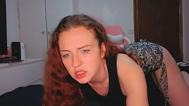 ENGLISHEMILY 69 online show from 02/02/26, 08:52