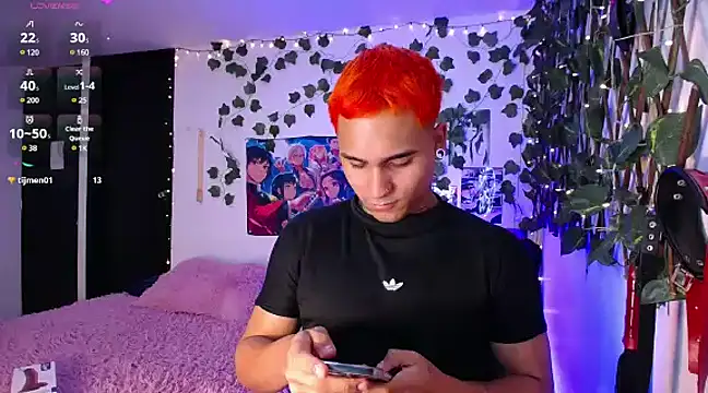 Snapshot of christianwang chatting on 03/17/25, 10:49 christianwang online show from 03/17/25, 10:49