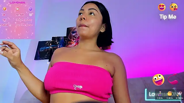 ZoeBruneet online show from 12/08/24, 12:52