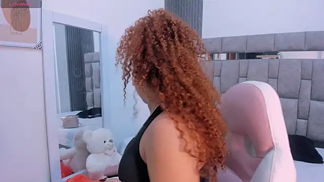 zulyjones online show from 04/14/26, 12:43