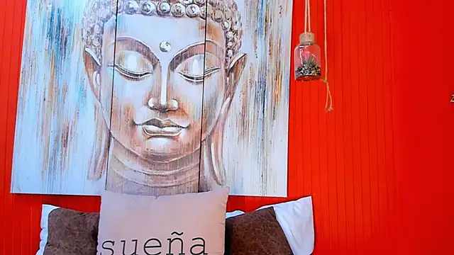 grace miller03 online show from 10/31/25, 07:54