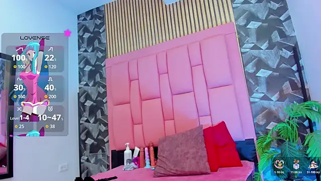 Snapshot of Brithanyslim chatting on 12/18/25, 08:01 Brithanyslim online show from 12/18/25, 08:01