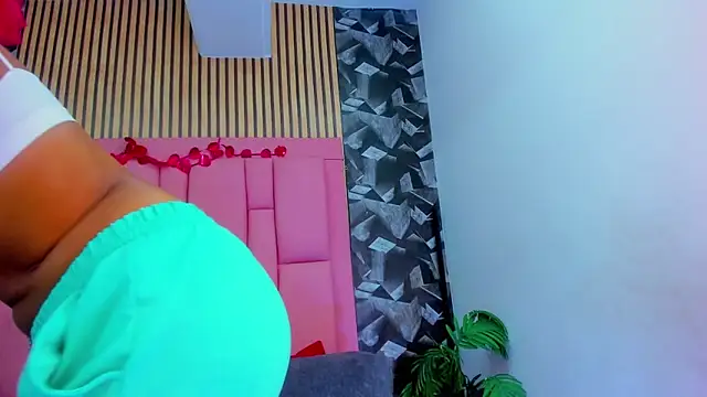 Brithanyslim online show from 03/11/26, 07:30