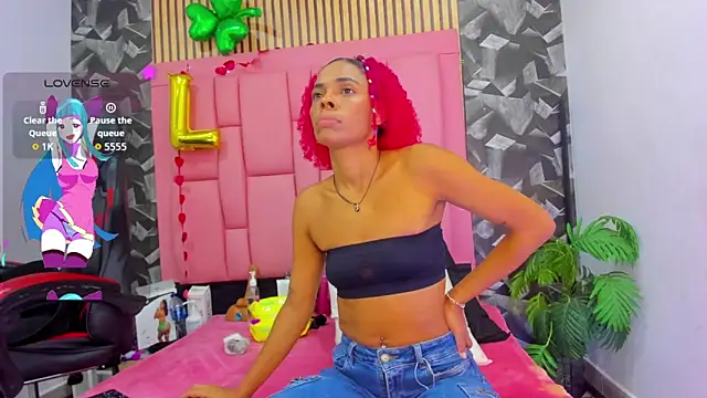 Brithanyslim online show from 03/24/26, 07:25