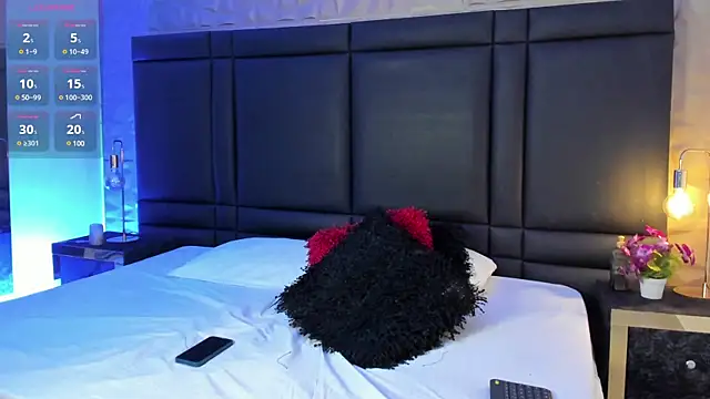 JossAckland online show from 03/22/25, 02:58