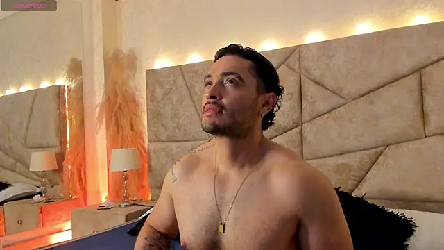 JossAckland online show from 03/26/26, 08:07