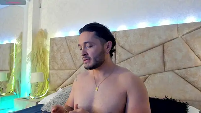 JossAckland online show from 04/14/26, 08:03