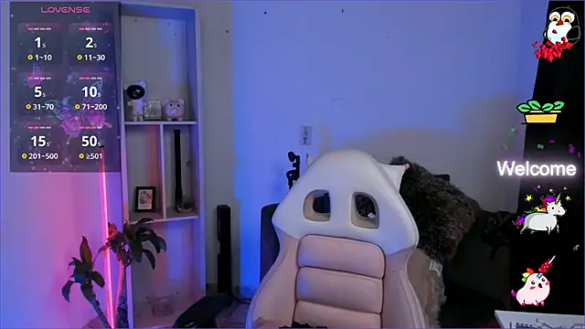 Snapshot of odelei chatting on 11/27/25, 10:59 odelei online show from 11/27/25, 10:59