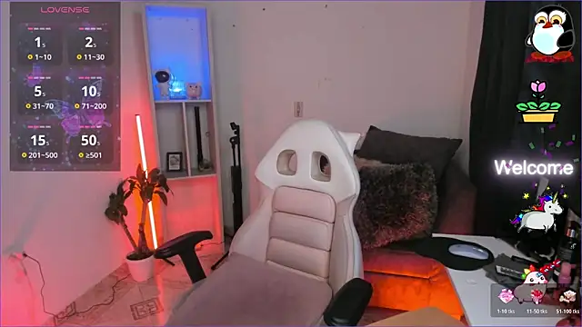 Snapshot of odelei chatting on 11/28/25, 12:27 odelei online show from 11/28/25, 12:27