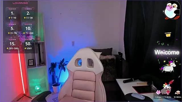 Snapshot of odelei chatting on 11/25/25, 11:21 odelei online show from 11/25/25, 11:21