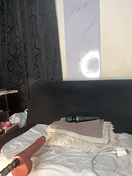 chiquimaturesexy online show from 03/18/26, 08:32