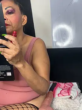 chiquimaturesexy online show from 04/03/26, 10:16