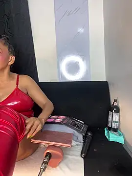 chiquimaturesexy online show from 03/28/26, 09:38