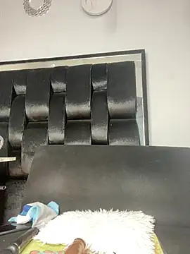 chiquimaturesexy online show from 03/17/25, 02:01