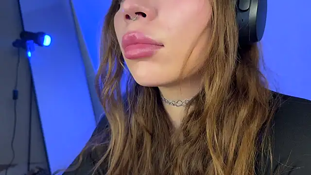 PaulaPratt online show from 03/11/25, 04:51