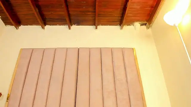 VICTORIA RASH online show from 01/05/26, 07:28