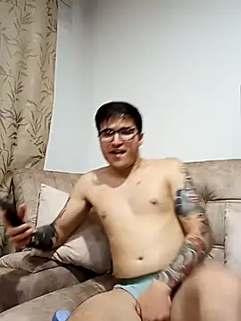 Tony Wylie online show from 03/06/26, 01:33