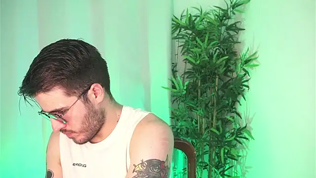 Tony Wylie online show from 04/10/26, 03:19