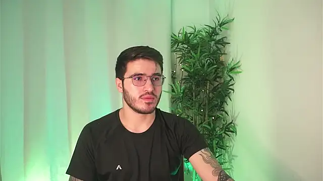 Tony Wylie online show from 04/15/26, 01:37