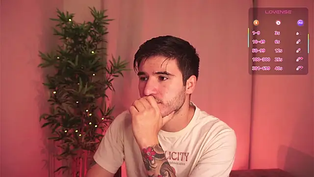 Tony Wylie online show from 11/18/25, 09:56