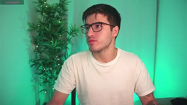 Tony Wylie online show from 11/15/25, 10:19