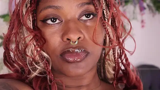 justnala  online show from 04/03/26, 02:34