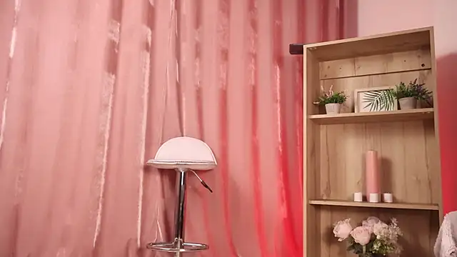 justnala  online show from 11/27/25, 10:32