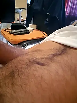 1talianBeutifulCock online show from 11/09/25, 09:46