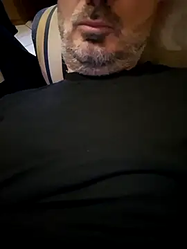 1talianBeutifulCock online show from 12/05/25, 01:32