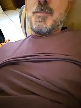 1talianBeutifulCock online show from 04/23/26, 12:11