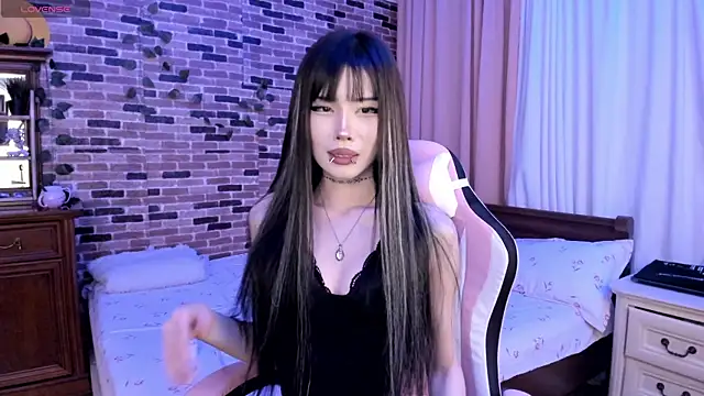 Velvetsky 1 online show from 11/17/25, 07:29