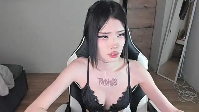 Velvetsky 1 online show from 04/11/26, 05:05