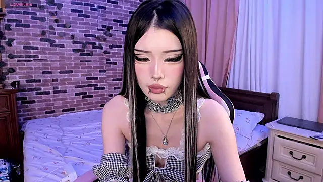 Velvetsky 1 online show from 11/21/25, 06:51