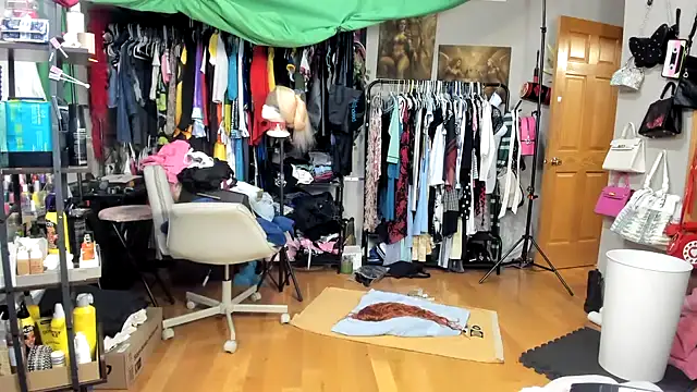 jessy0504 online show from 04/02/26, 11:28