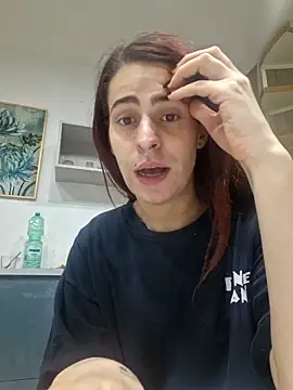 Snapshot of perla97 chatting on 02/16/26, 06:50 perla97 online show from 02/16/26, 06:50