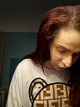 Snapshot of perla97 chatting on 01/09/26, 02:13 perla97 online show from 01/09/26, 02:13