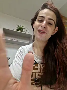 Snapshot of perla97 chatting on 02/13/26, 11:21 perla97 online show from 02/13/26, 11:21