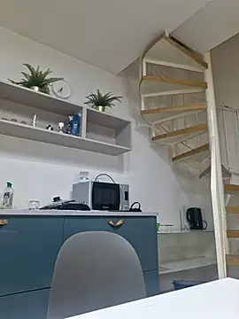 Snapshot of perla97 chatting on 02/20/26, 02:30 perla97 online show from 02/20/26, 02:30