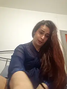 Snapshot of perla97 chatting on 12/22/24, 12:39 perla97 online show from 12/22/24, 12:39