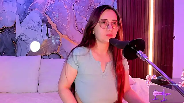 centaurigirl online show from 09/19/25, 03:16