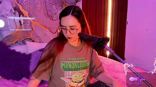 centaurigirl online show from 11/20/25, 03:29