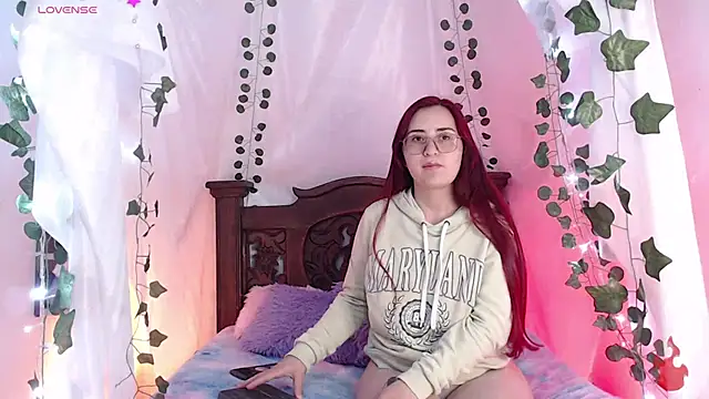 centaurigirl online show from 03/19/25, 01:54