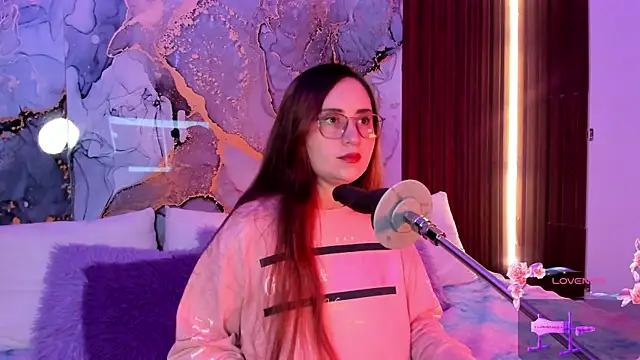 centaurigirl online show from 11/16/25, 10:24