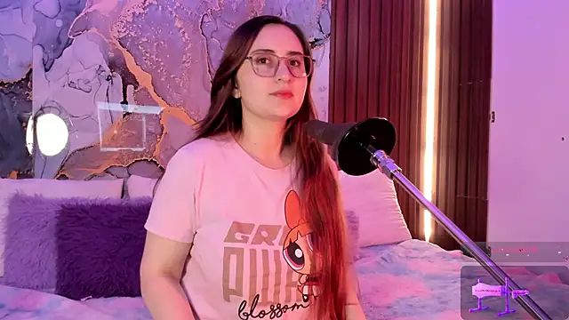 centaurigirl online show from 11/02/25, 04:45