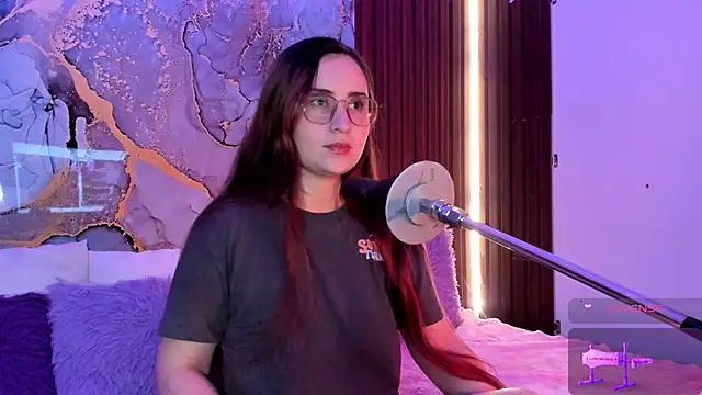 centaurigirl online show from 11/10/25, 12:04