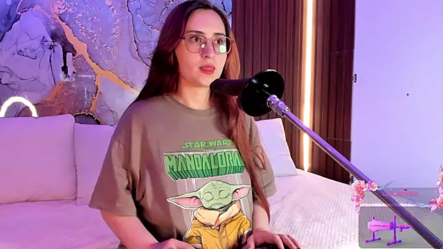 centaurigirl online show from 09/15/25, 03:29