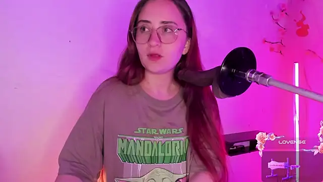 centaurigirl online show from 09/30/25, 03:56