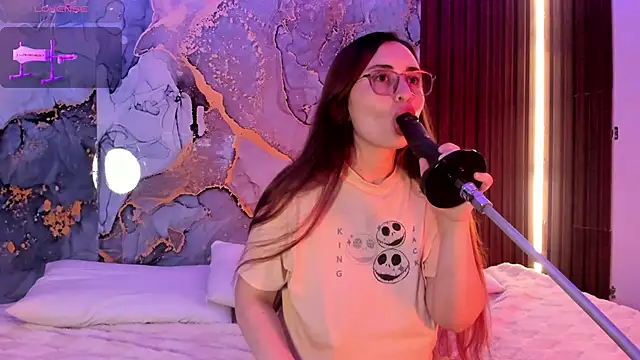 centaurigirl online show from 10/08/25, 03:41